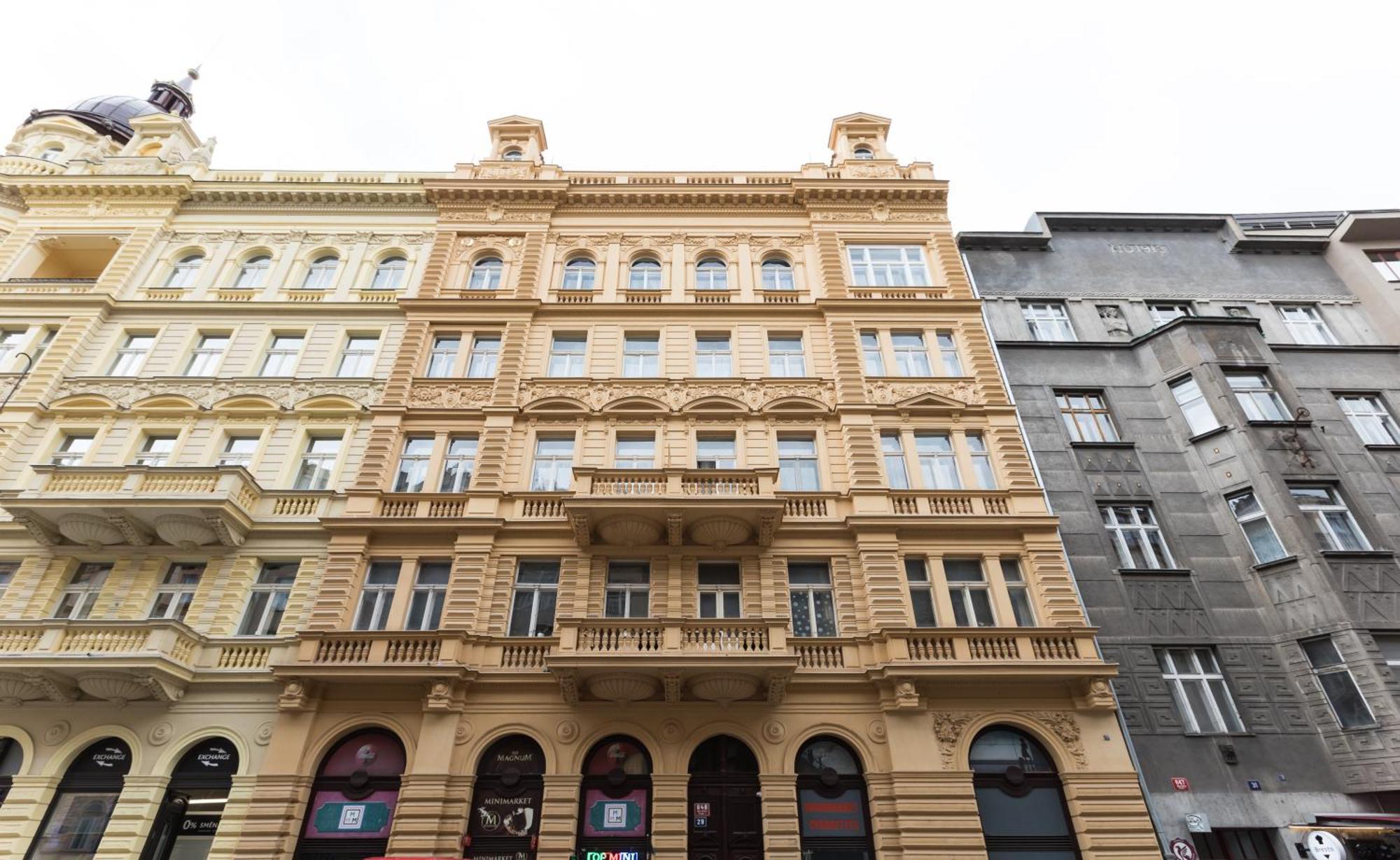 Apartmán Lovely 2bds In The Center - Stp7 Praha